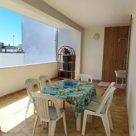 Pumo Rosso Apartment *