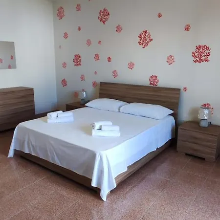 Pumo Rosso Apartment